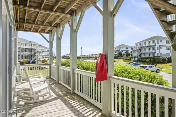 $525,000 | 2901 Pointe W Drive, Unit A1, Emerald Isle, NC 28594
