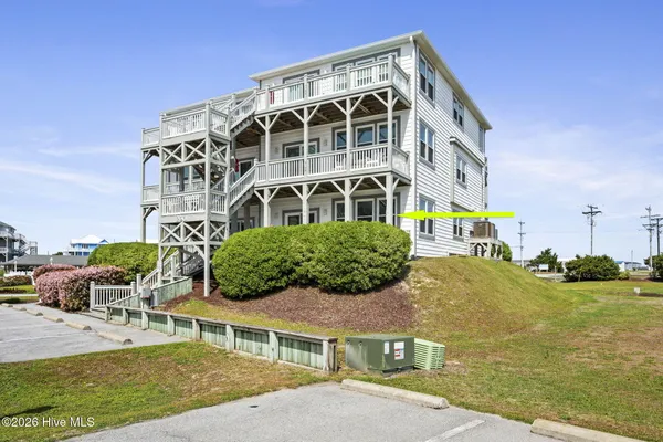 $525,000 | 2901 Pointe W Drive, Unit A1, Emerald Isle, NC 28594