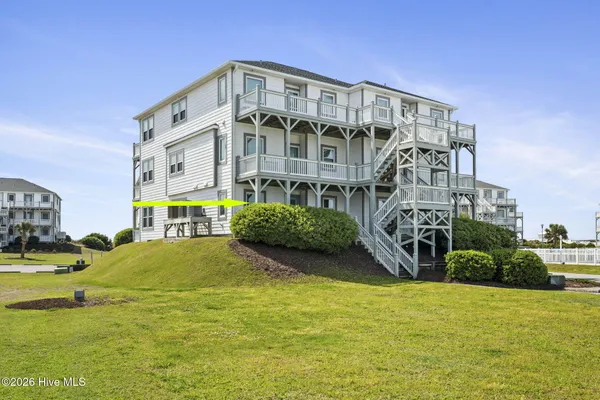 $525,000 | 2901 Pointe W Drive, Unit A1, Emerald Isle, NC 28594