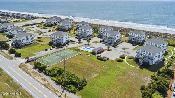 $525,000 | 2901 Pointe W Drive, Unit A1, Emerald Isle, NC 28594