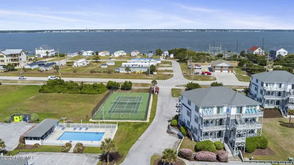 $525,000 | 2901 Pointe W Drive, Unit A1, Emerald Isle, NC 28594