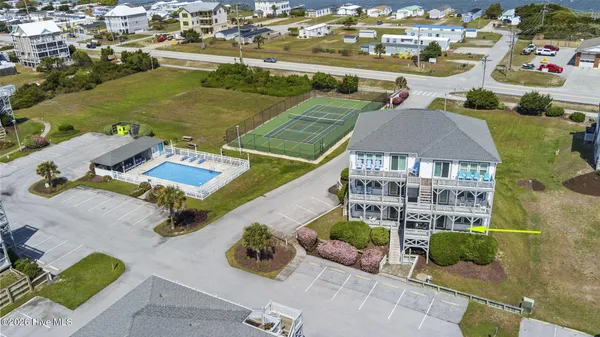 $525,000 | 2901 Pointe W Drive, Unit A1, Emerald Isle, NC 28594