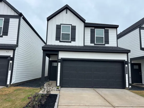 $2,395 | 3220 Crown Gate Drive, Houston, TX 77047