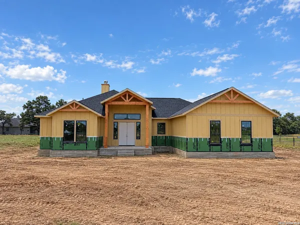 $631,499 | 123 Pradera Ridge Drive, Floresville, TX 78114