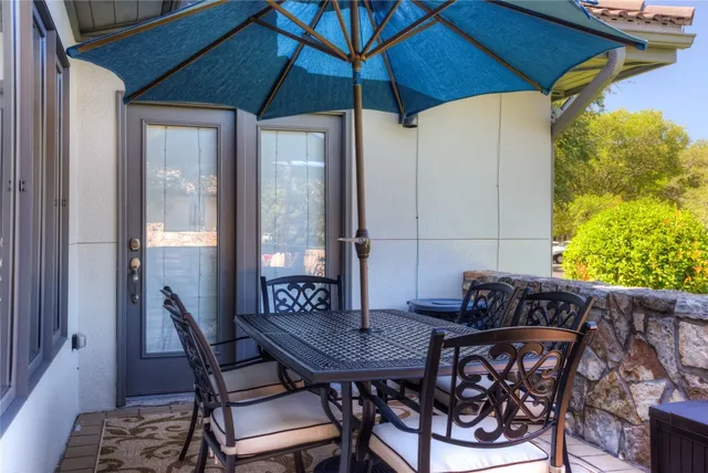 a view of a outdoor seating area with furniture