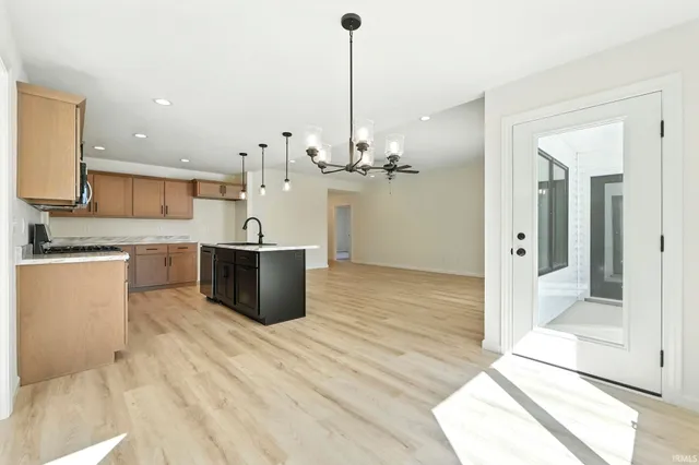 $368,900 | 15524 Impala Drive, Huntertown, IN 46748