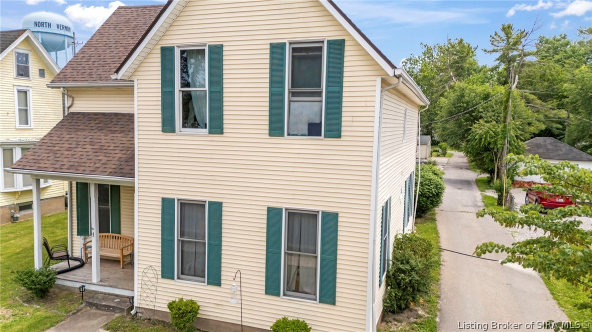 111 West Walnut Street North Vernon, IN 47265 - Photo 7 of 34