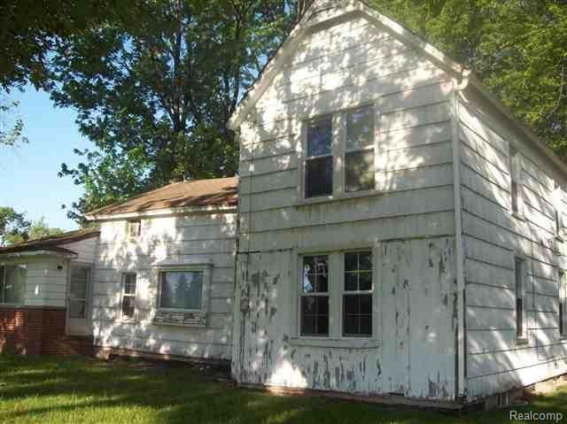 54171 Ridge Road New Baltimore, MI 48047 - Photo 3 of 5 r2