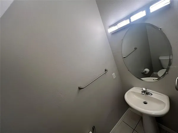 $2,450 | 6854 47th Way North, Pinellas Park, FL 33781