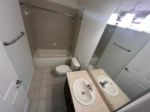 $2,450 | 6854 47th Way North, Pinellas Park, FL 33781