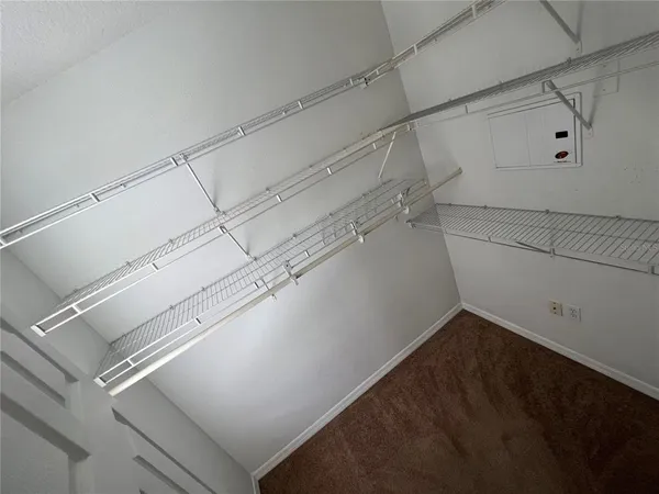 $2,450 | 6854 47th Way North, Pinellas Park, FL 33781