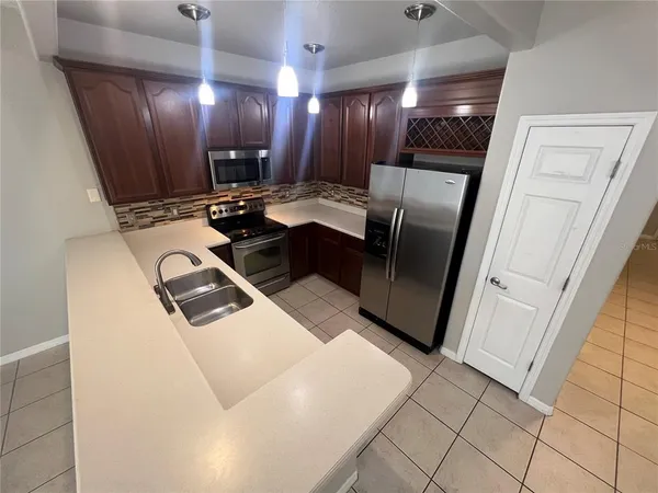 $2,450 | 6854 47th Way North, Pinellas Park, FL 33781