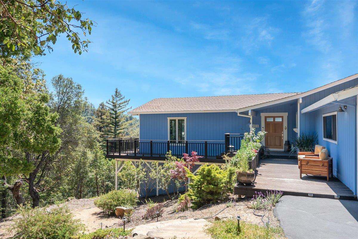 16300 Old Ranch Road Los Gatos, CA 95033 - Photo 25 of 26 a front view of a house with garden