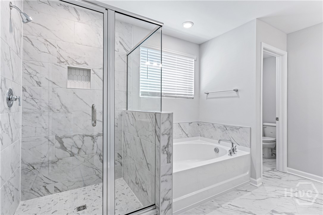 153 Como Drive Pooler, GA 31322 - Photo 20 of 30 Tiled Separate Tub and Shower