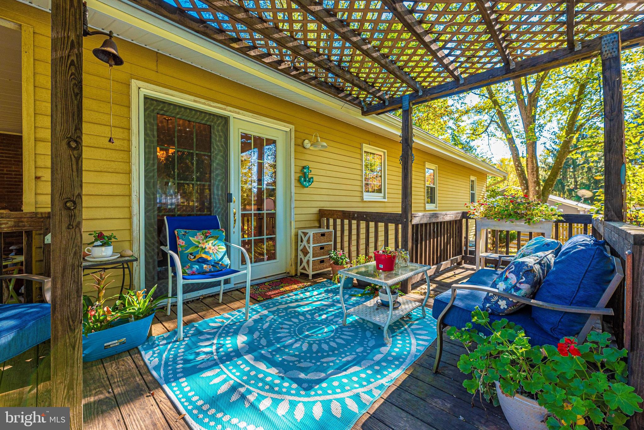 5416 Ridge Road Mount Airy, MD 21771 - Photo 24 of 33 Deck