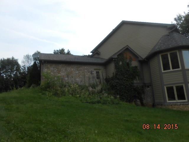 9725 Decatur Drive Indianapolis, IN 46256 - Photo 4 of 5