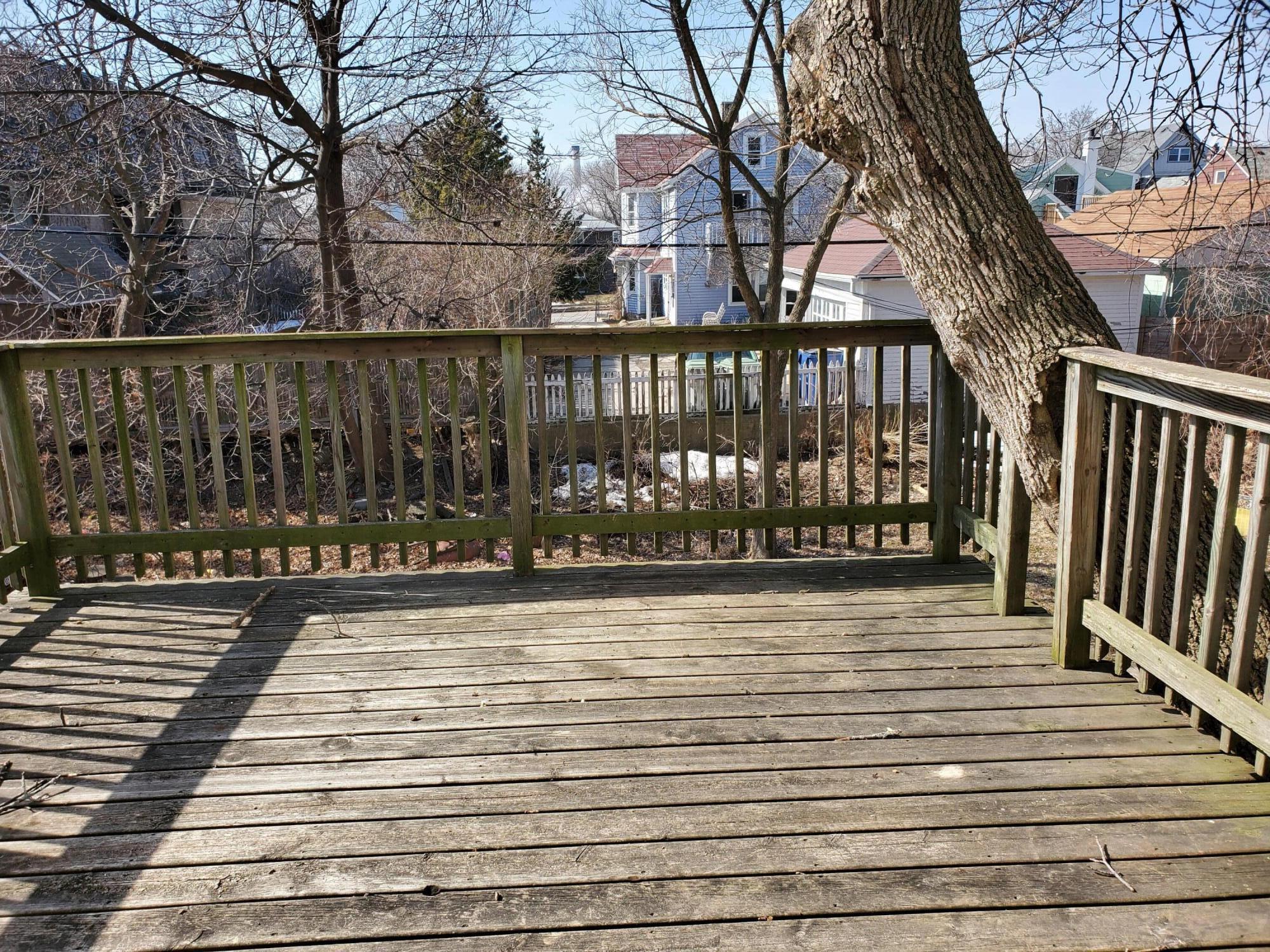2425 North Cramer Street Milwaukee, WI 53211 - Photo 2 of 14 Cramer-Balcony1