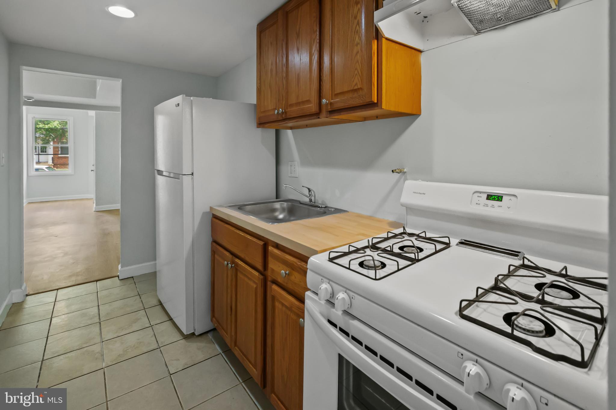 182 36th Street Northeast, Unit 2 Washington, DC 20019 - Photo 15 of 25