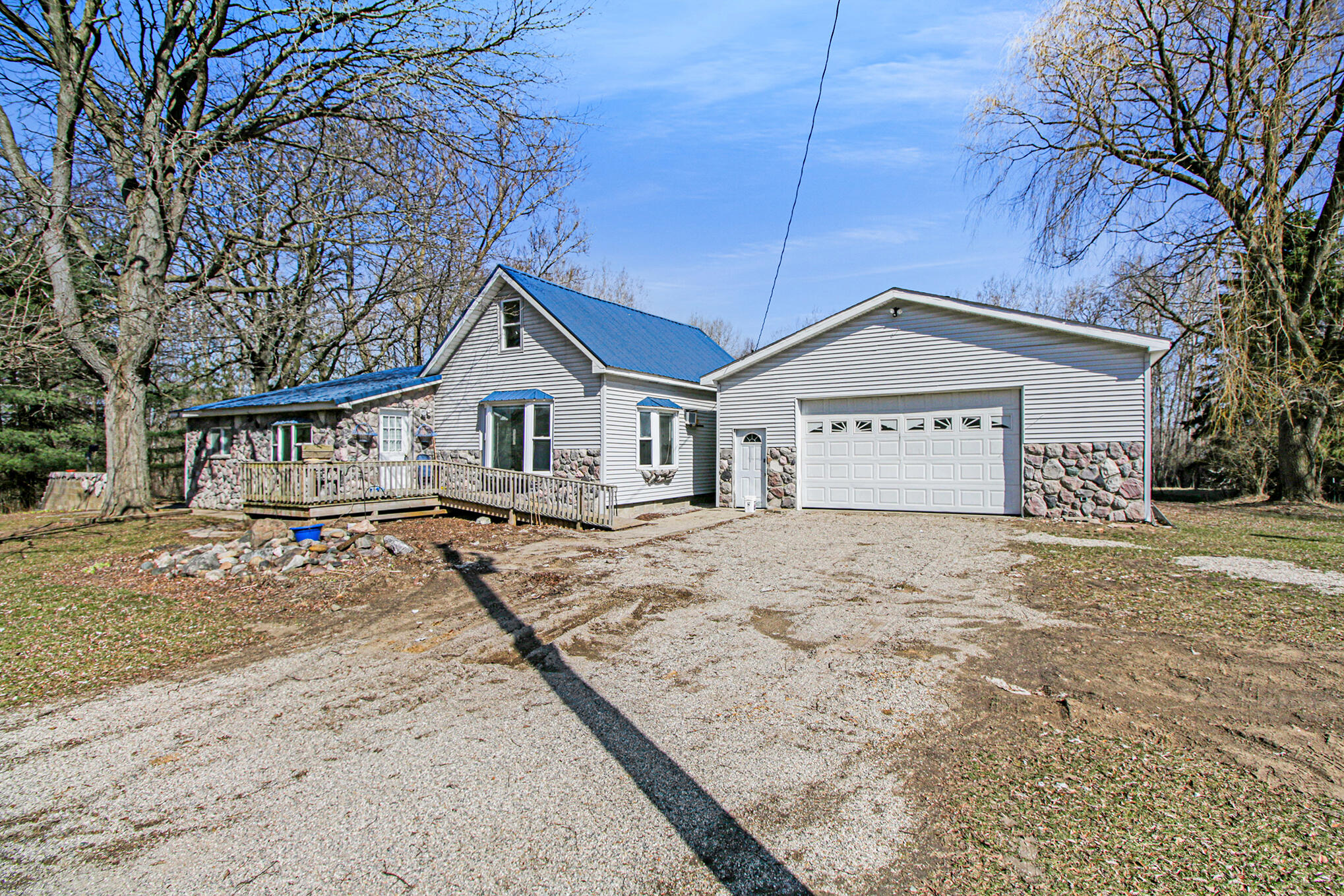 15224 Pierce Road Stanwood, MI 49346 - Photo 1 of 30 Photo Apr 12, 11 27 16 AM