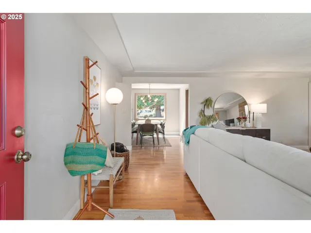 $624,900 | 250 Regal Court, Eugene, OR 97401