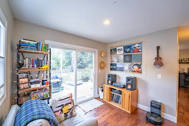 $549,900 | 397 Ethan Allen Parkway, Burlington, VT 05408