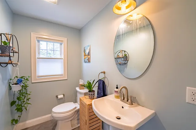 $549,900 | 397 Ethan Allen Parkway, Burlington, VT 05408