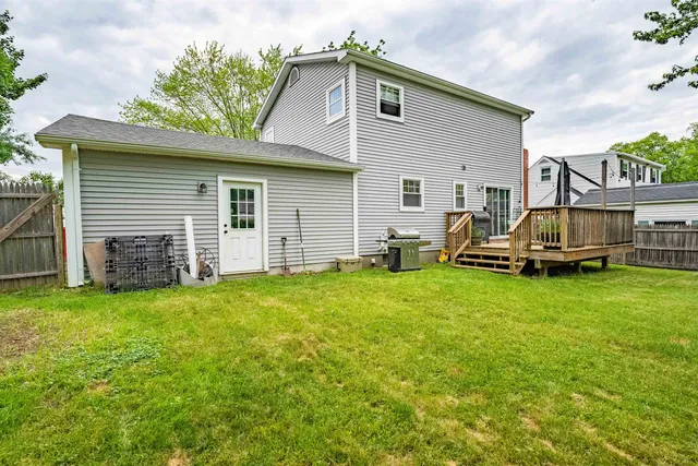 $549,900 | 397 Ethan Allen Parkway, Burlington, VT 05408