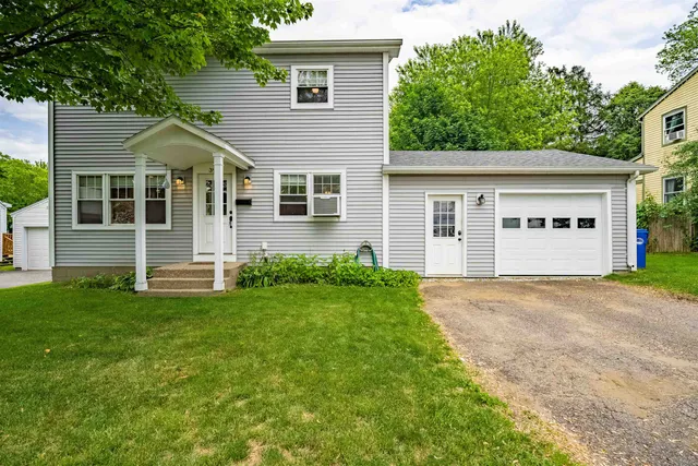 $549,900 | 397 Ethan Allen Parkway, Burlington, VT 05408