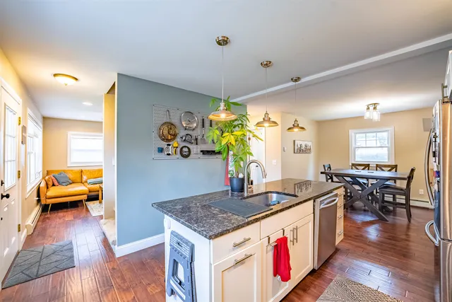 $549,900 | 397 Ethan Allen Parkway, Burlington, VT 05408