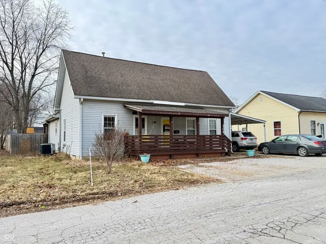 $229,000 | 308 Bishop Street, Mooresville, IN 46158