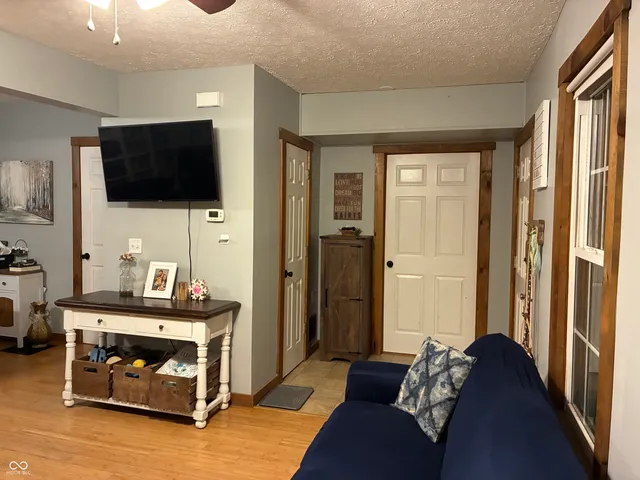 $229,000 | 308 Bishop Street, Mooresville, IN 46158