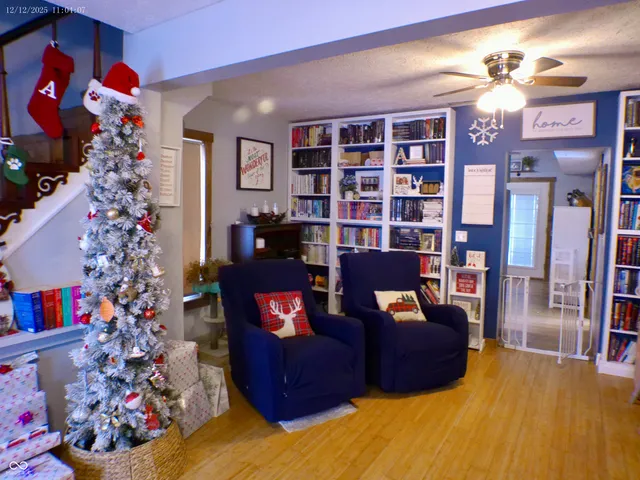 $232,500 | 308 Bishop Street, Mooresville, IN 46158