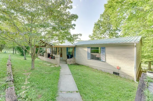 $264,999 | 904 Woodview Way, Strawberry Plains, TN 37871
