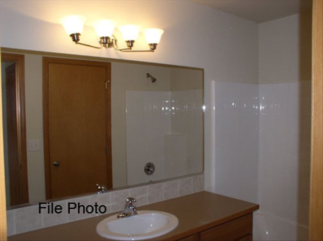 9801 Springfield Lane Spokane Valley, WA 99206 - Photo 7 of 9 Gallery Image 7