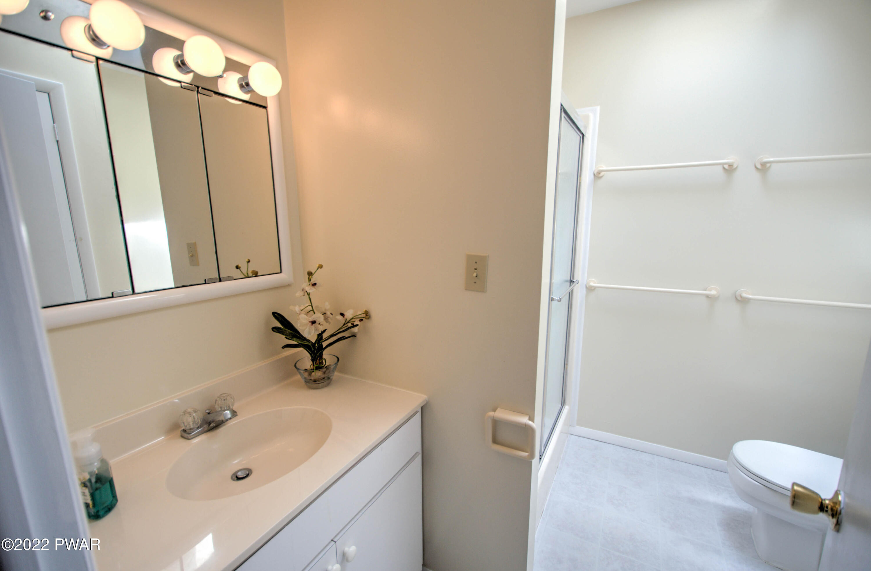 24 Park Road Lakeville, PA 18438 - Photo 23 of 38