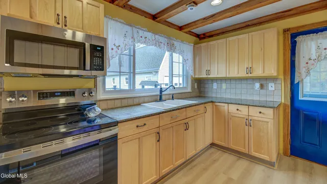 $365,000 | 120 County Highway 155, Broadalbin, NY 12025