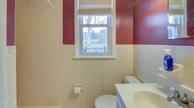 $365,000 | 120 County Highway 155, Broadalbin, NY 12025