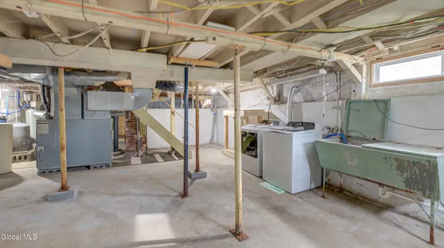 $365,000 | 120 County Highway 155, Broadalbin, NY 12025