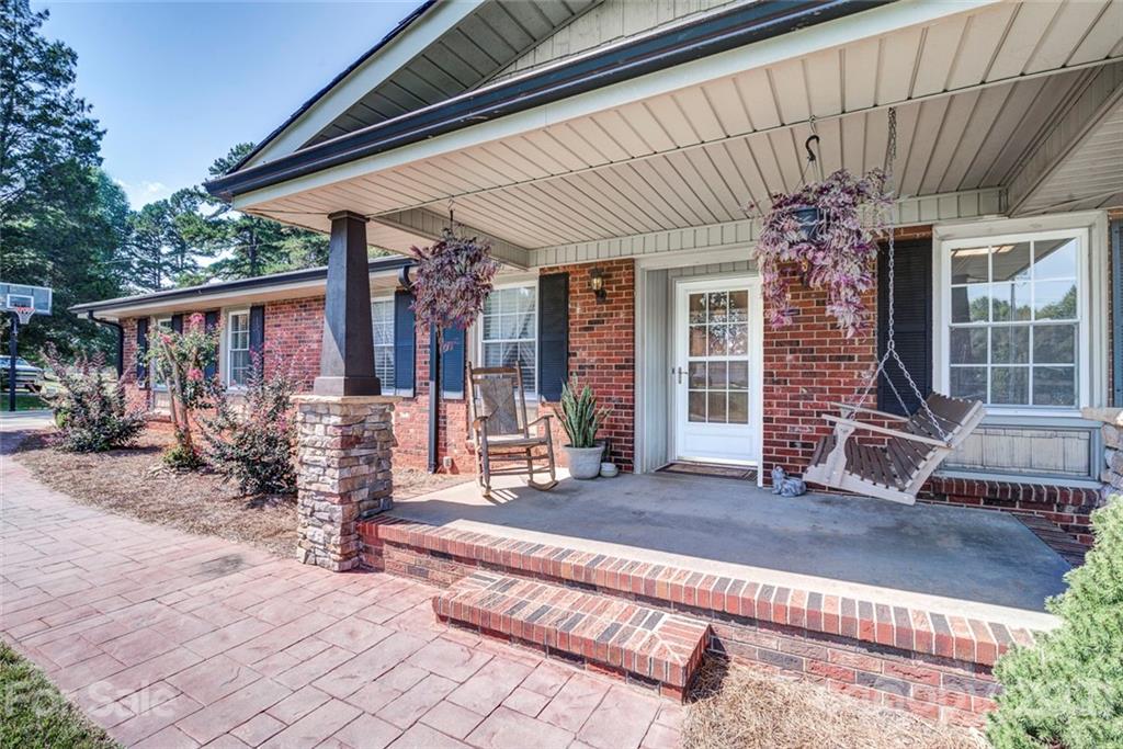 225 Hilbert Road Rockwell, NC 28138 - Photo 2 of 26 Gallery Image 2