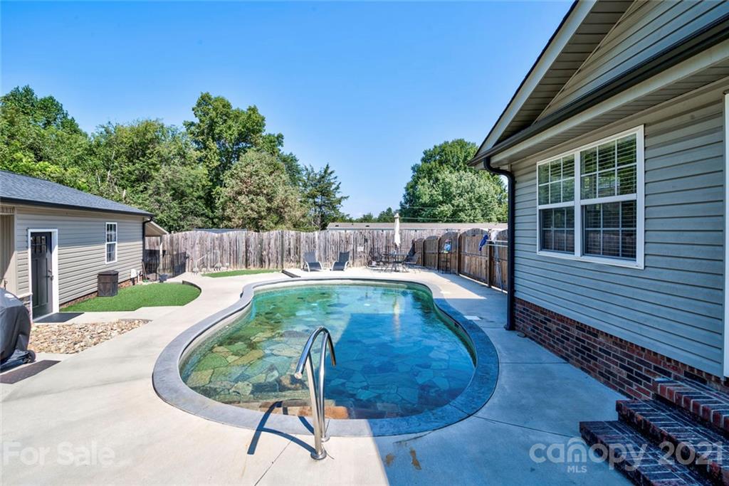 225 Hilbert Road Rockwell, NC 28138 - Photo 19 of 26 Gallery Image 19