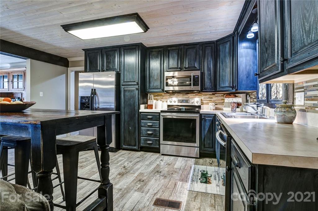 225 Hilbert Road Rockwell, NC 28138 - Photo 9 of 26 Gallery Image 9