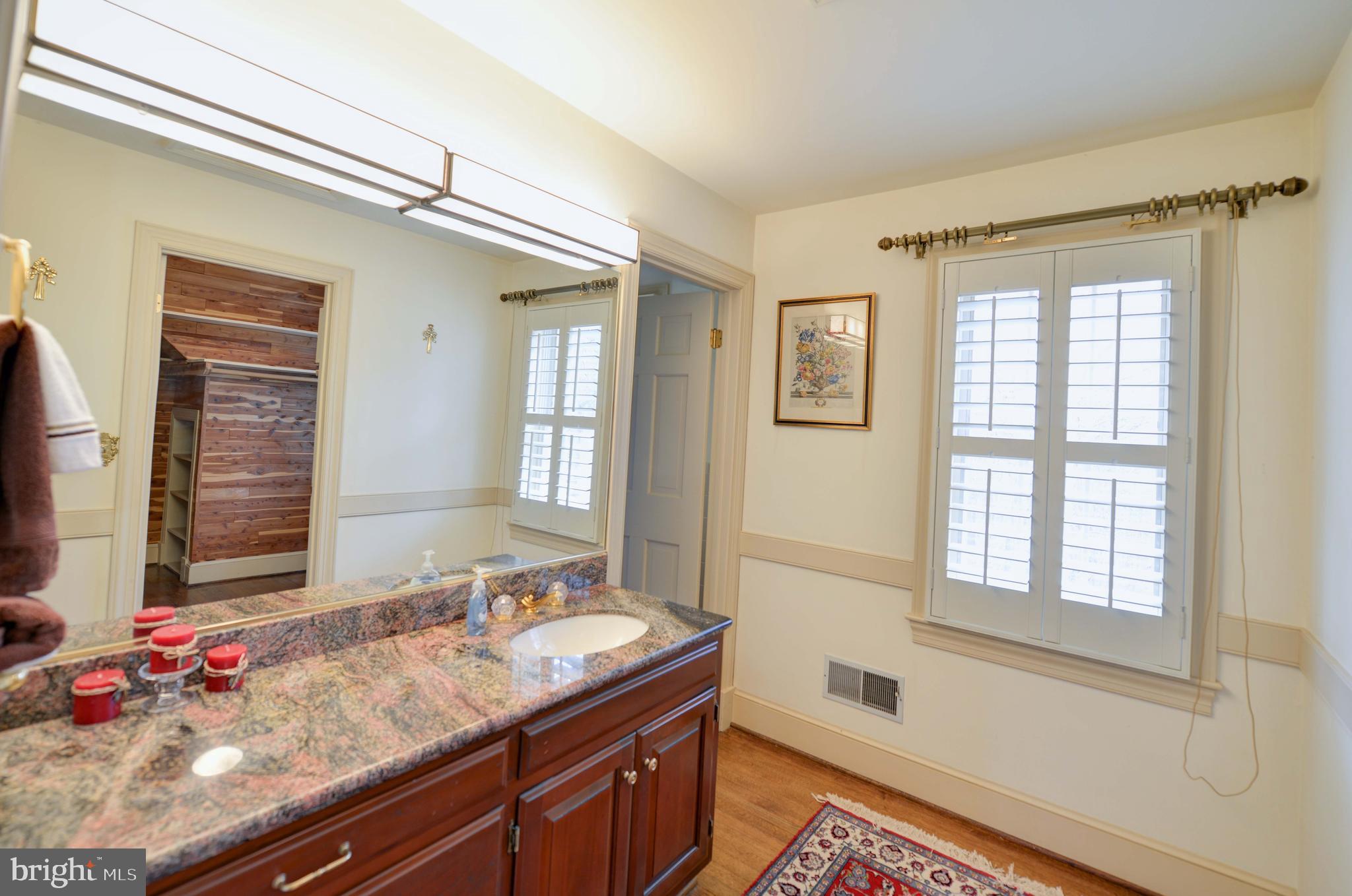 39218 Foxhill Road Leesburg, VA 20175 - Photo 22 of 36 Master Bath