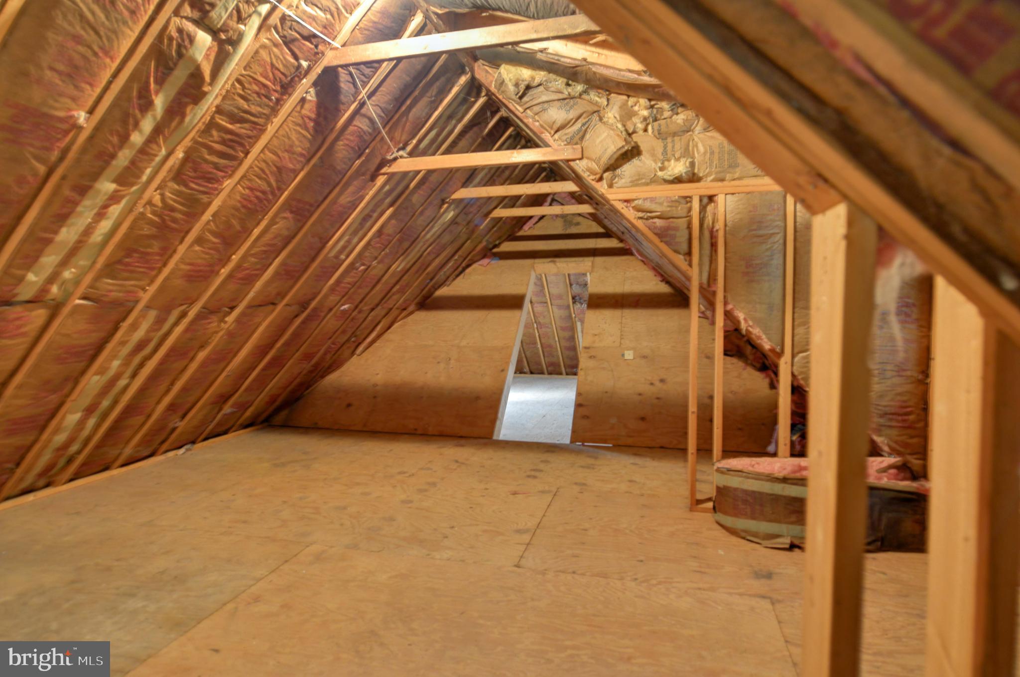 39218 Foxhill Road Leesburg, VA 20175 - Photo 35 of 36 upstairs area could be finished, has windows