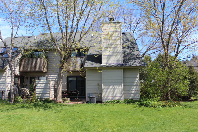 704 Wakefield Road Gurnee, IL 60031 - Photo 19 of 20 a view of a house with a yard