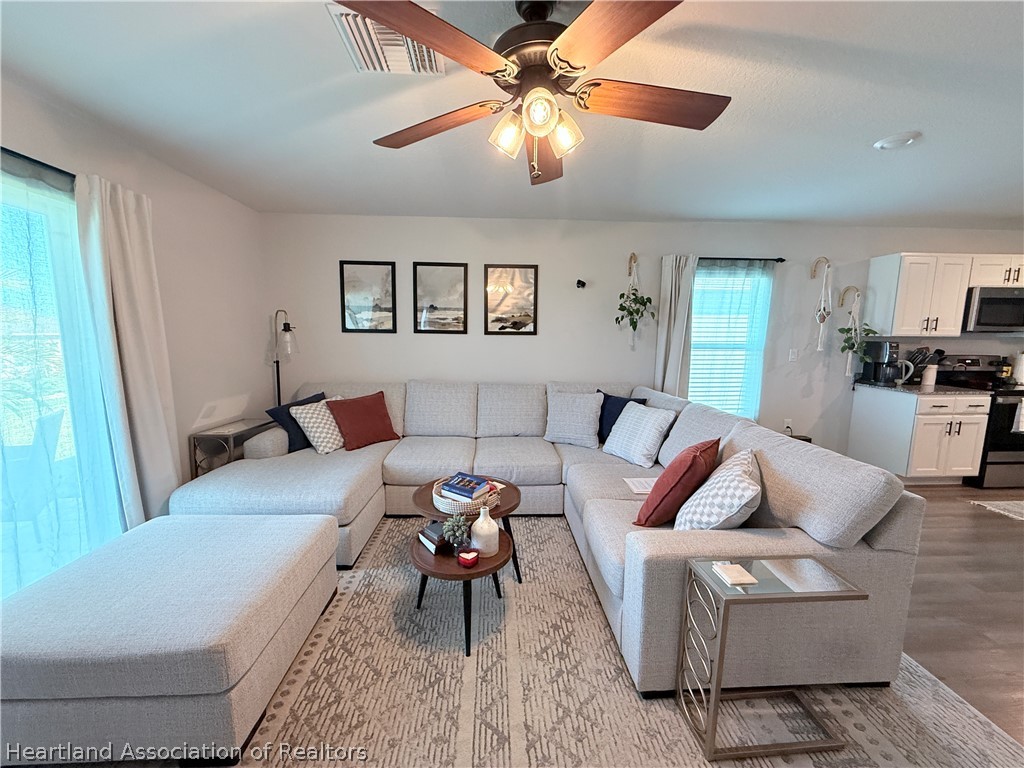 1388 Stone Ridge Circle Sebring, FL 33870 - Photo 16 of 37