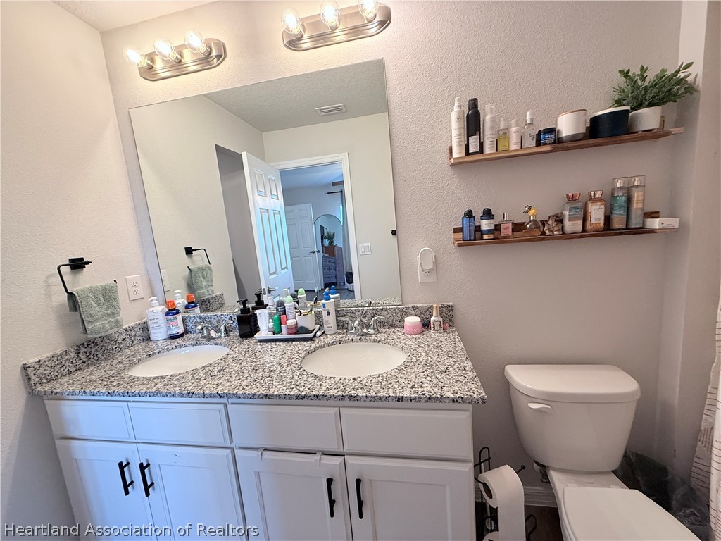 1388 Stone Ridge Circle Sebring, FL 33870 - Photo 18 of 37