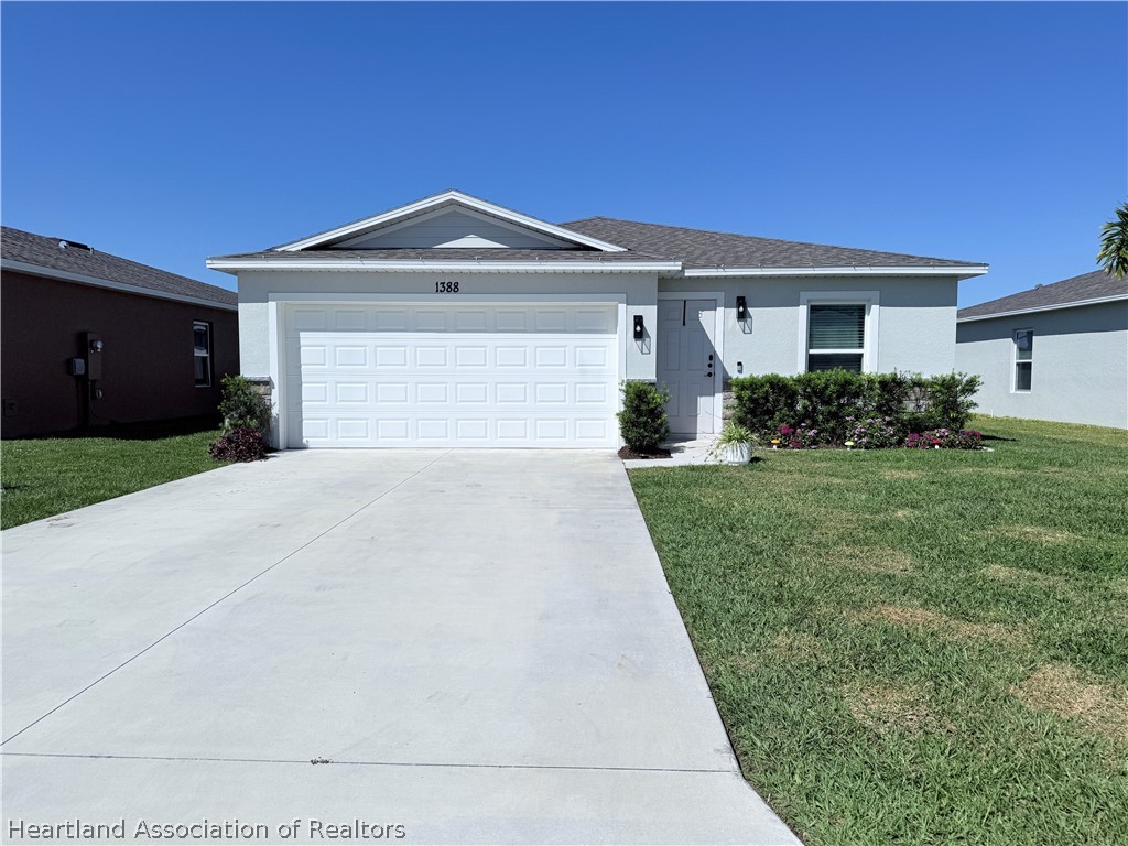 1388 Stone Ridge Circle Sebring, FL 33870 - Photo 2 of 37