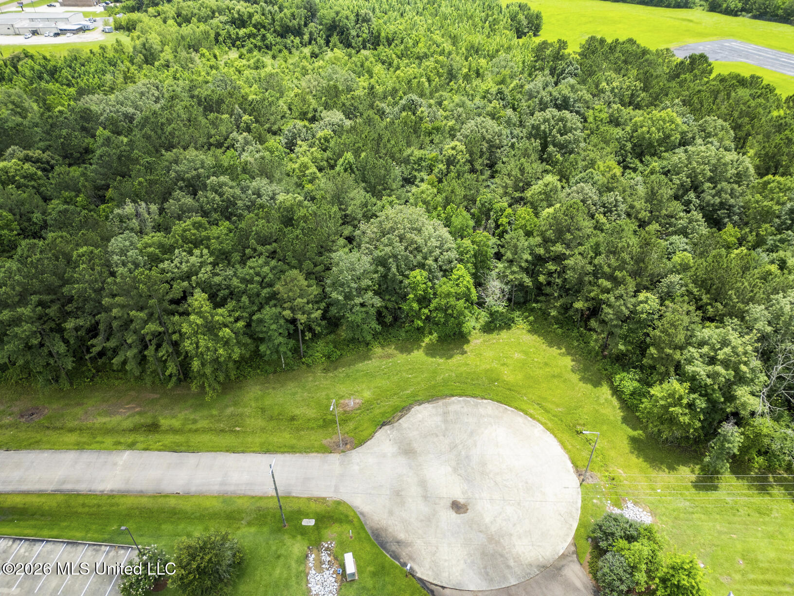 Lots along deerfield dr drone-3