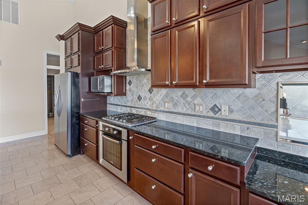 709 Wind Rivers Drive, Unit B Grafton, IL 62037 - Photo 18 of 68 Gallery Image 18