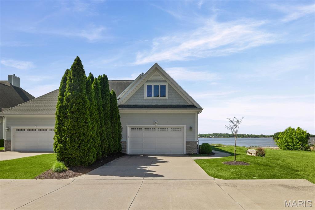 709 Wind Rivers Drive, Unit B Grafton, IL 62037 - Photo 2 of 68 Gallery Image 2